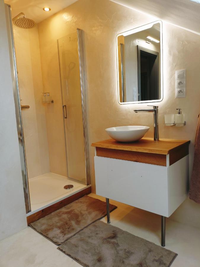 Apartman U Ovecku - Nová Paka エクステリア 写真